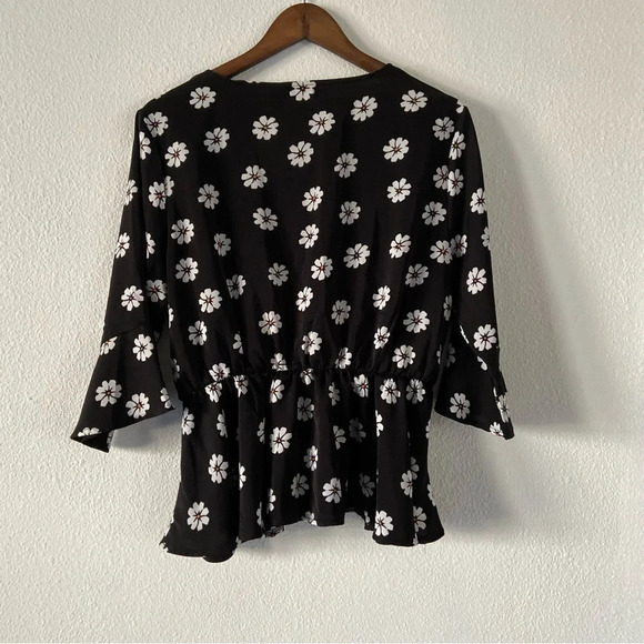 Daisy Floral Wrap Top Front Peplum Drop Sleeve Elastic Waist Nasty Gal US 12 - Picture 7 of 8